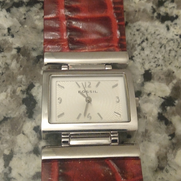 Watch - Picture 3 of 4